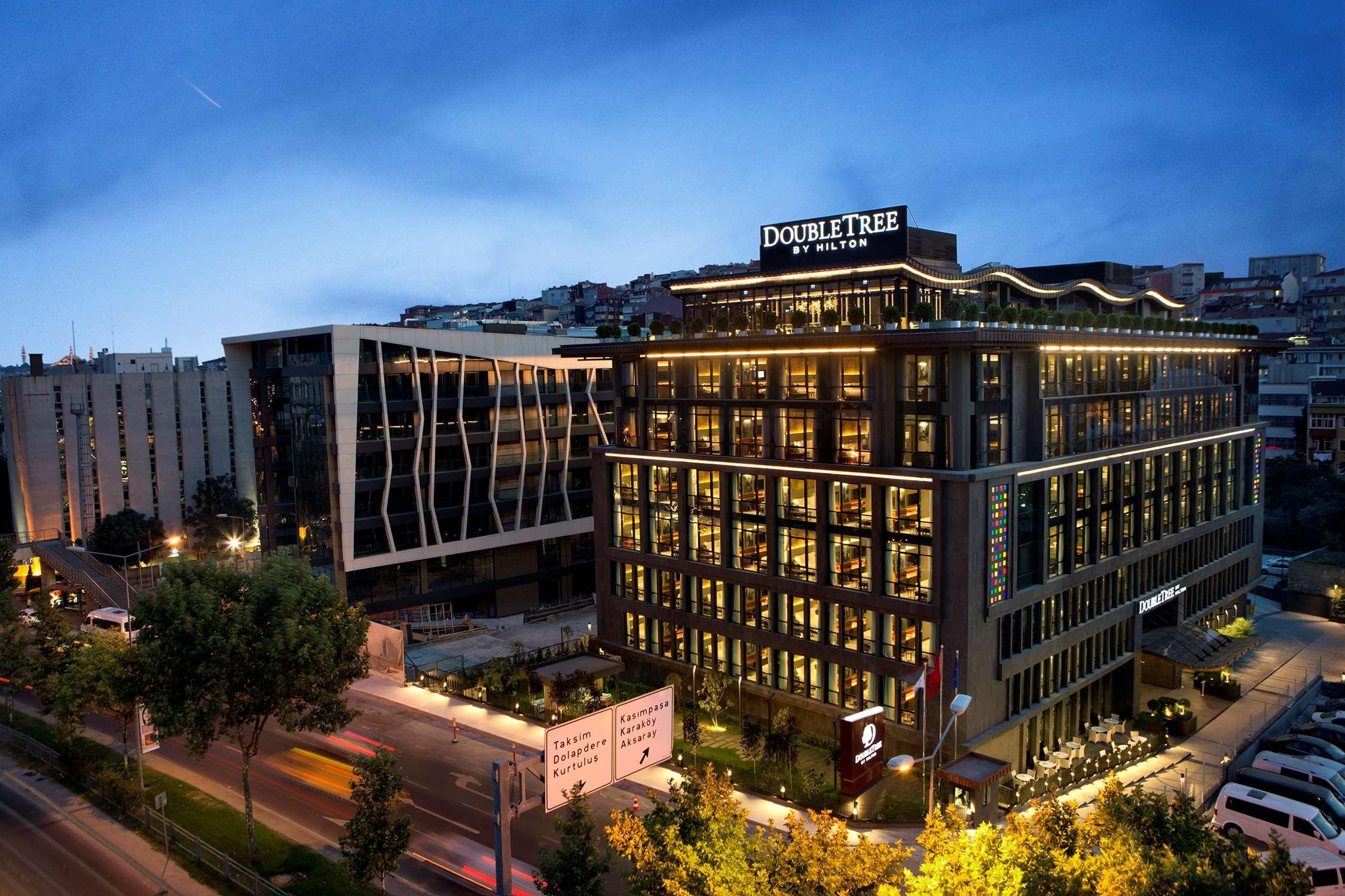 Doubletree By Hilton Istanbul - Piyalepasa Hotel Bagian luar foto DoubleTree by Hilton Athens
