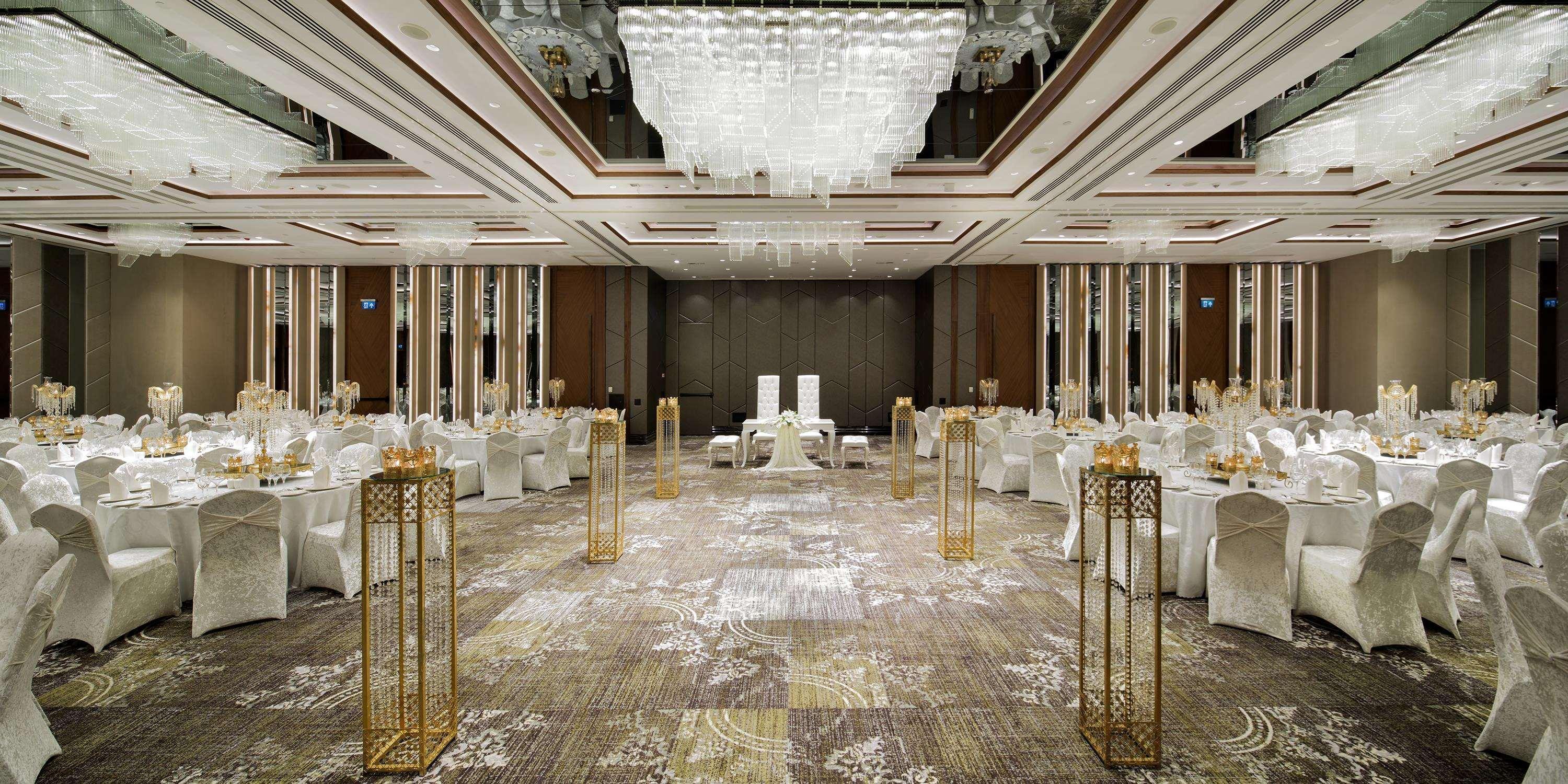 Doubletree By Hilton Istanbul - Piyalepasa Hotel Bagian luar foto The Grand Ballroom