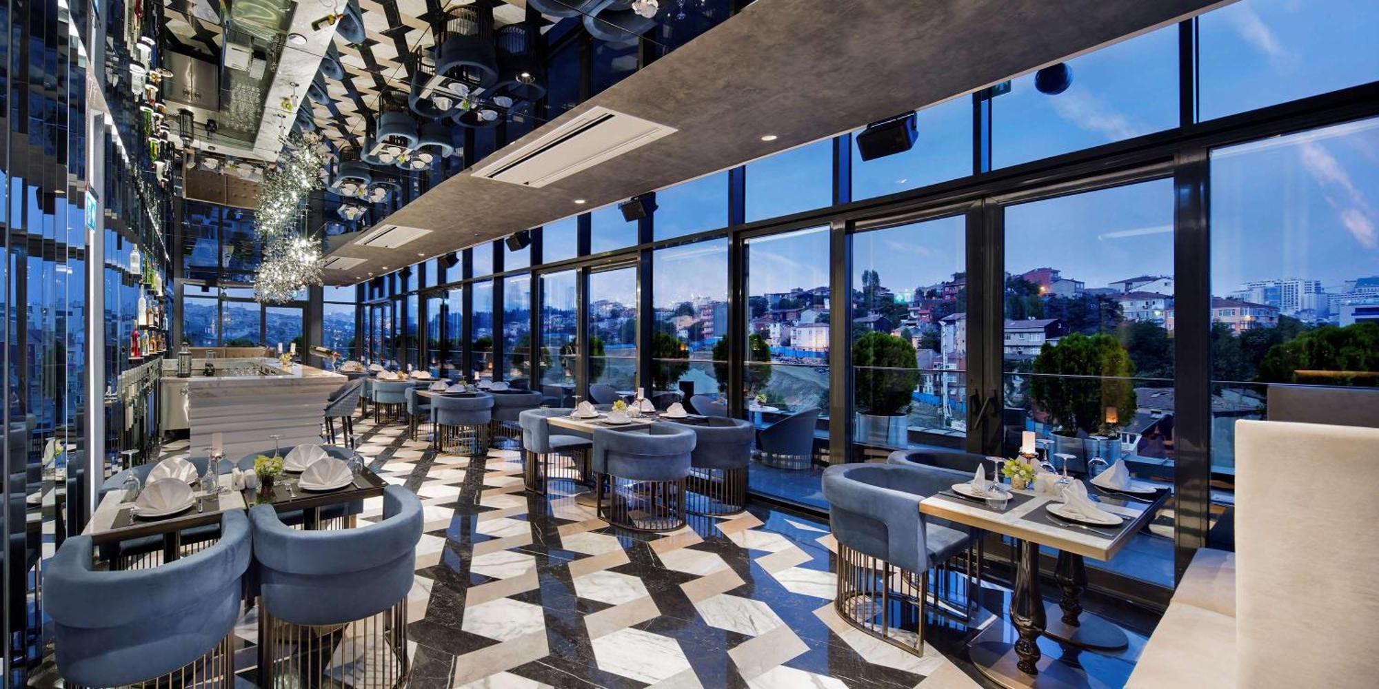 Doubletree By Hilton Istanbul - Piyalepasa Hotel Bagian luar foto