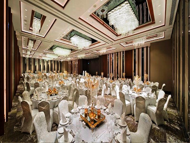 Doubletree By Hilton Istanbul - Piyalepasa Hotel Bagian luar foto The Grand Ballroom