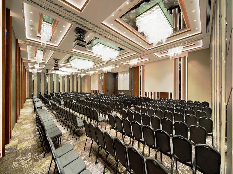 Doubletree By Hilton Istanbul - Piyalepasa Hotel Bagian luar foto The Grand Ballroom