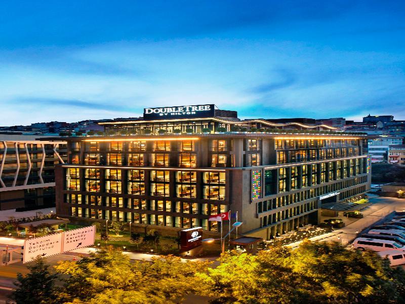 Doubletree By Hilton Istanbul - Piyalepasa Hotel Bagian luar foto DoubleTree by Hilton Beijing Airport